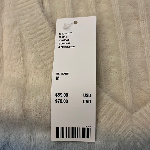 Urban Outfitters sweater Bellini cropped soft knit blue cream M NWT - Picture 10 of 12